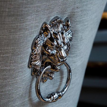 Winckley Stays Preston Kültér fotó A door knocker